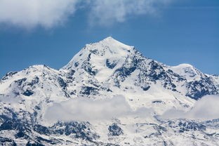 (穿越ing线)穿越线之迷境：探索未知世界的冒险旅程